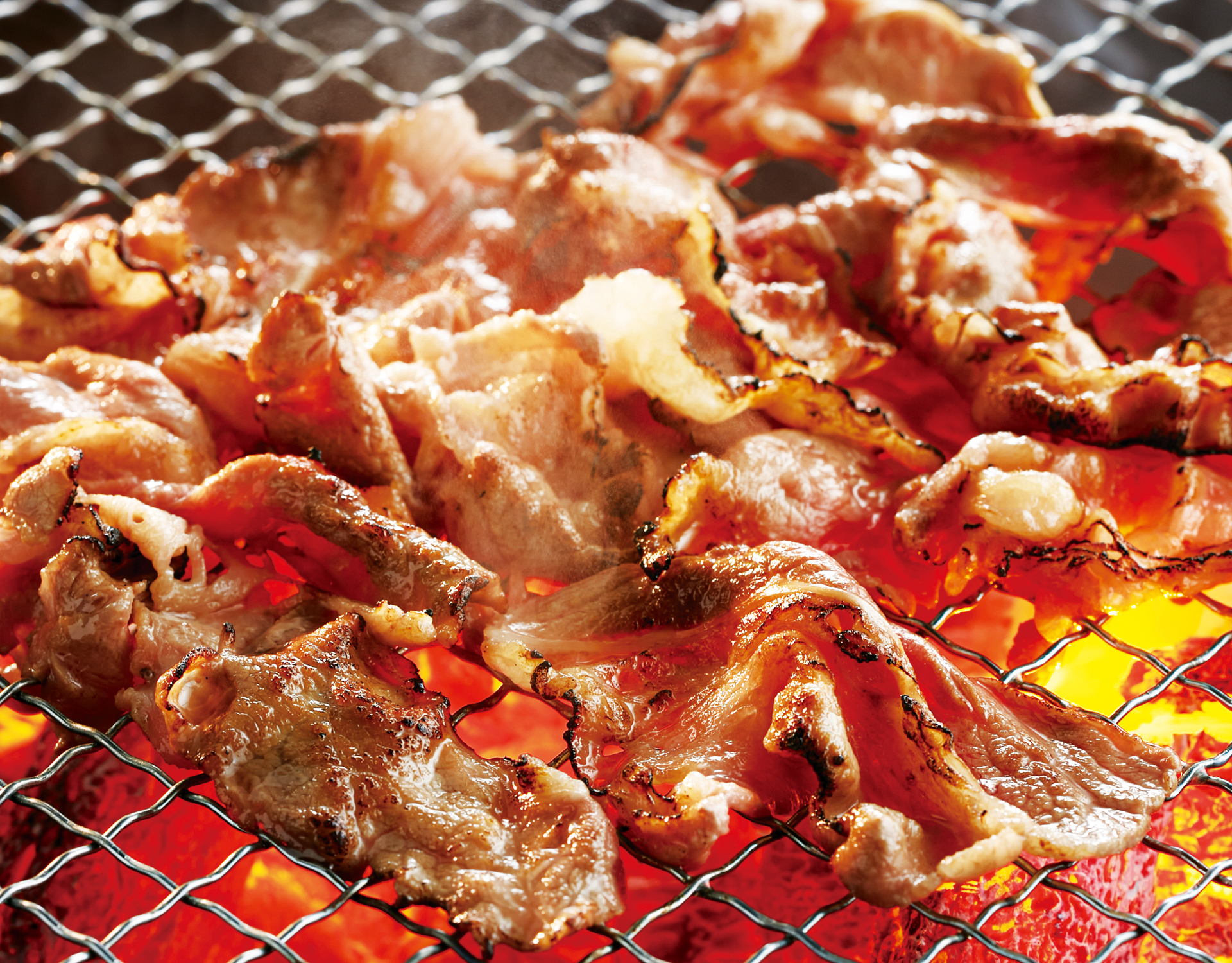 こだわりの炭火焼き製法