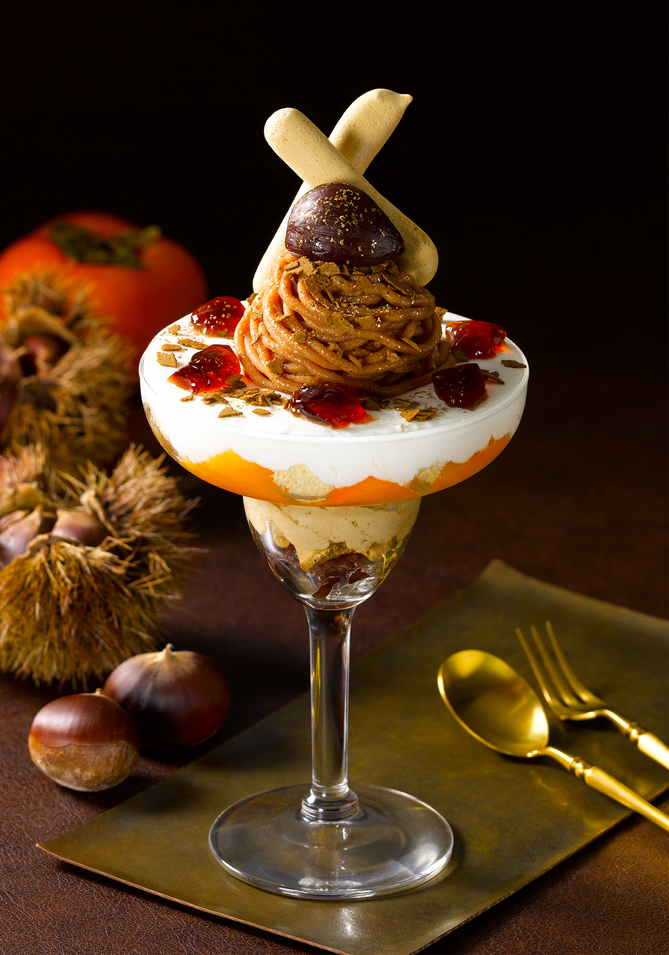 「Royal Host’s モンブランパフェ」（2068円）