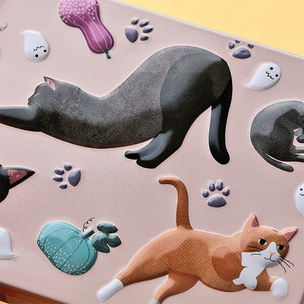 カルディコーヒーファーム「ハロウィンネコミニ缶」（ピンク）