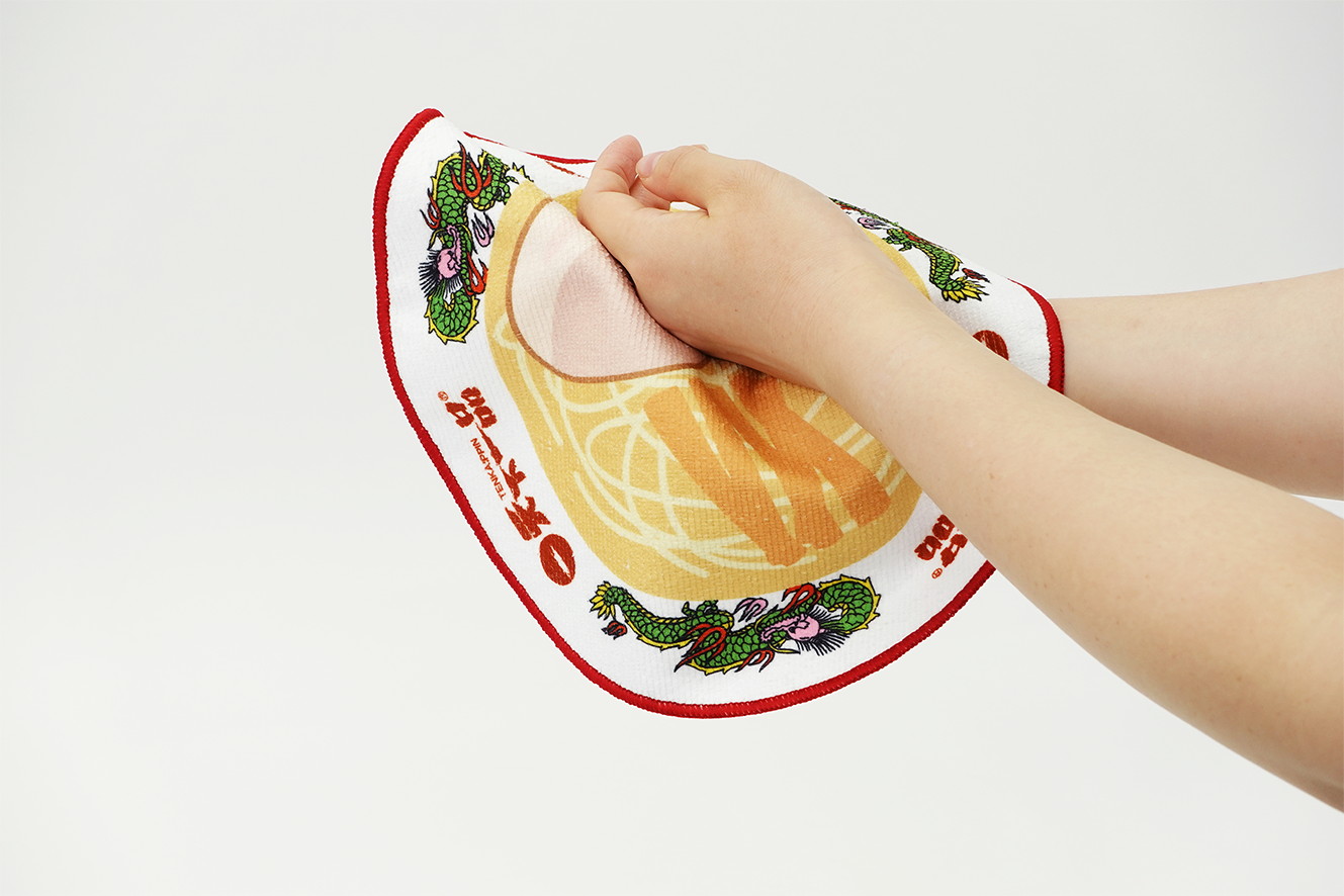 天下一品「こってりタオルハンカチ」