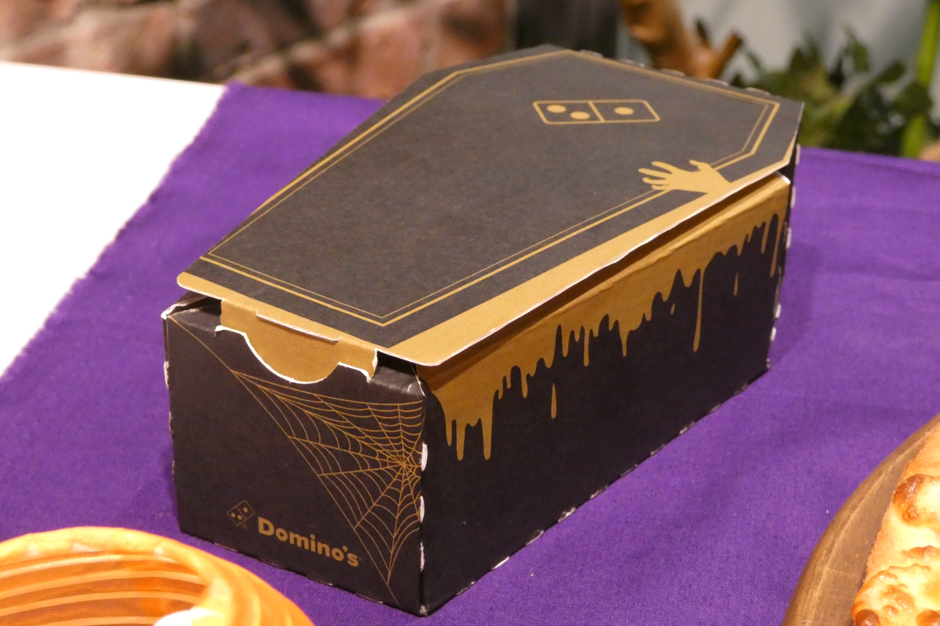 ハロウィン ブラックチキン