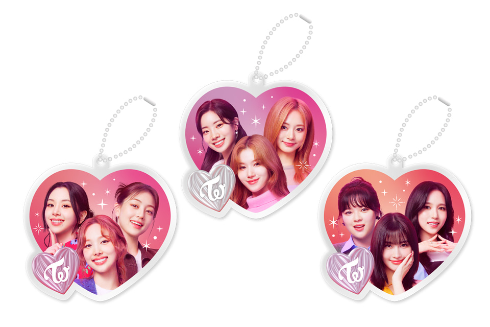 ファミマ「TWICE」のブロマイド/ステッカーなど発売 - グルメ Watch