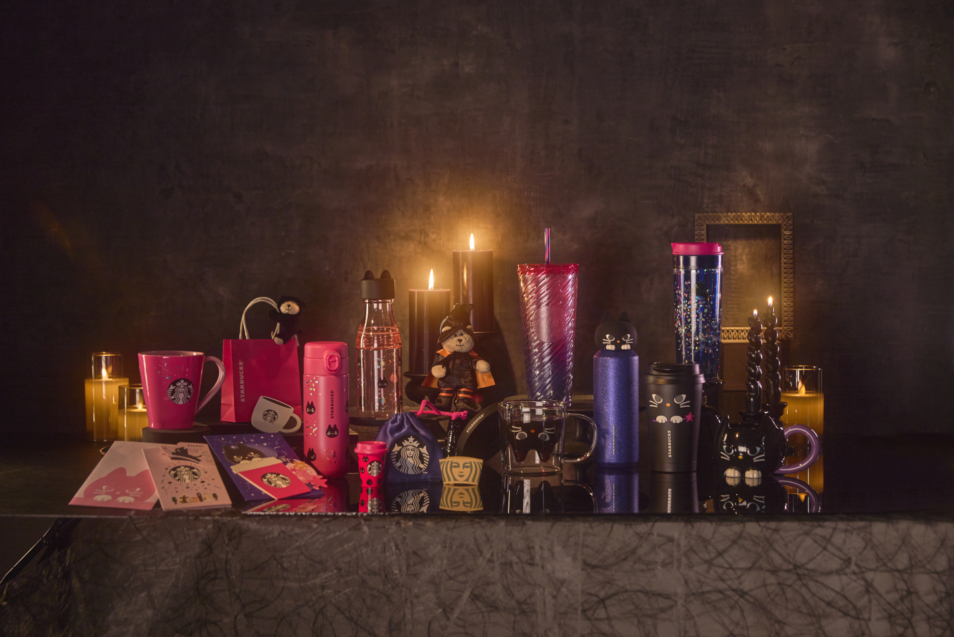 黒猫デザインのステンレスボトルやマグなどハロウィンムードを盛り上げるグッズ登場