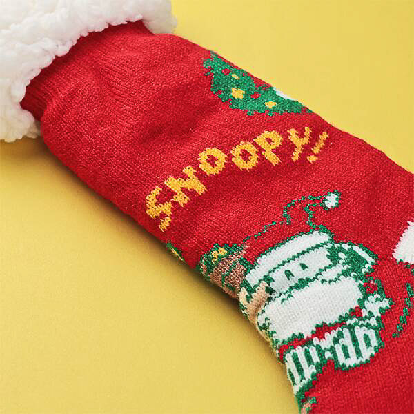 「スヌーピー クリスマスニットストッキング」（965円）