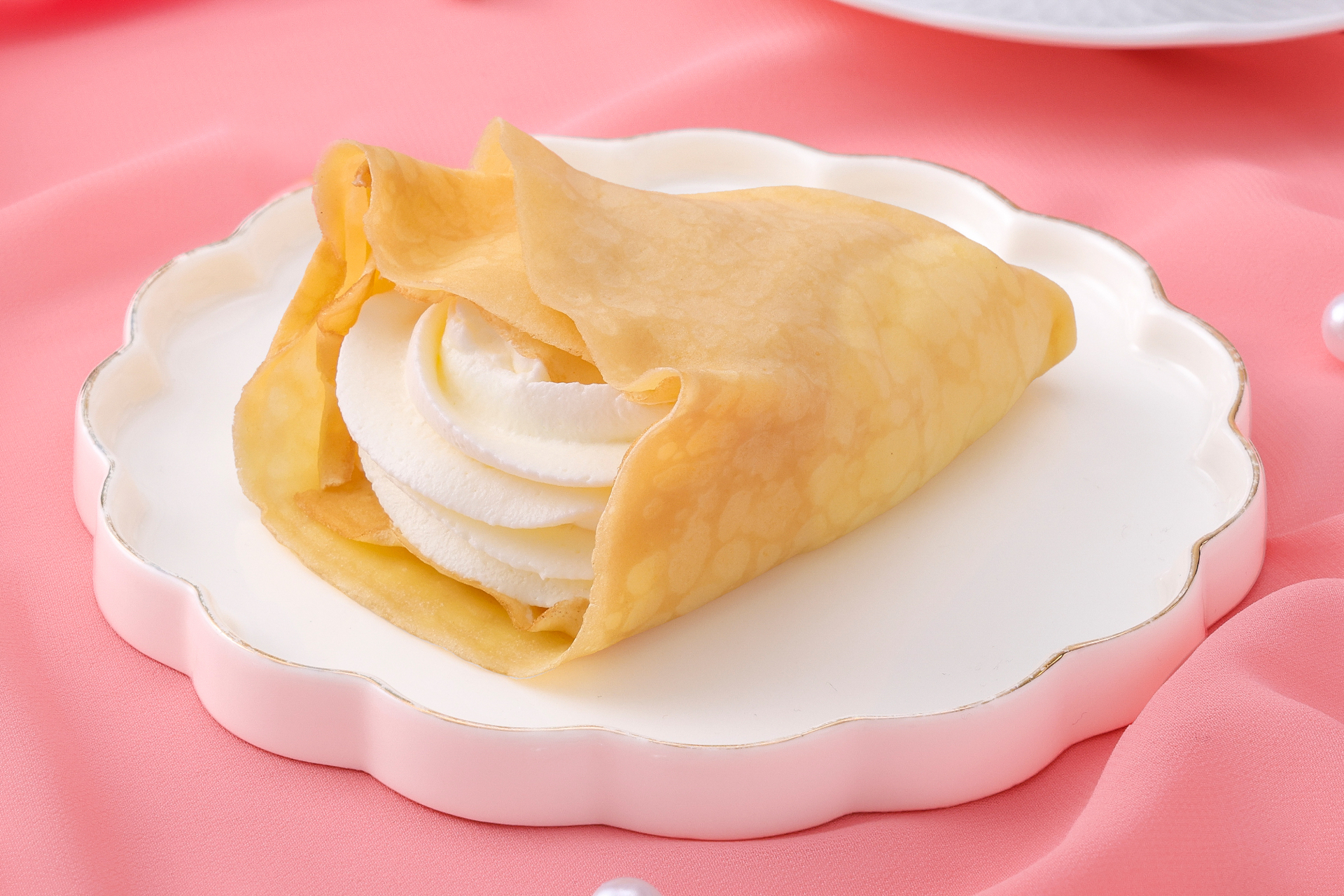 「ホイップだけクレープ」（280円）