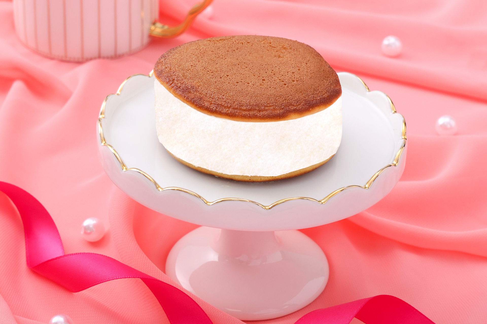 「ホイップだけどら」（192円）