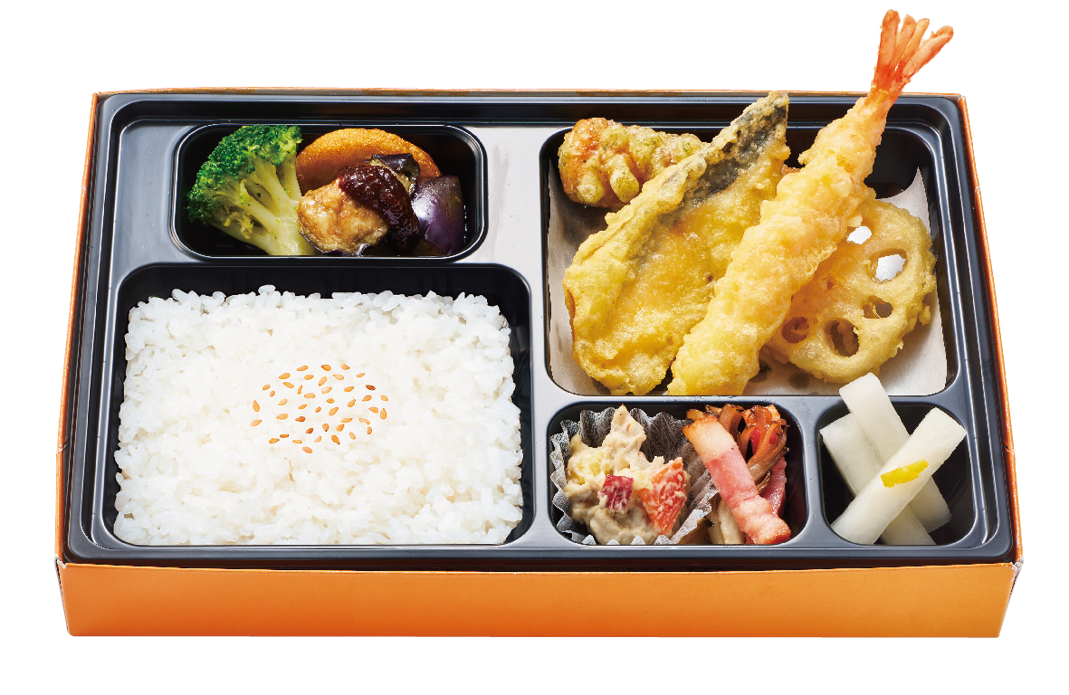 「天ぷら御膳」（810円）
