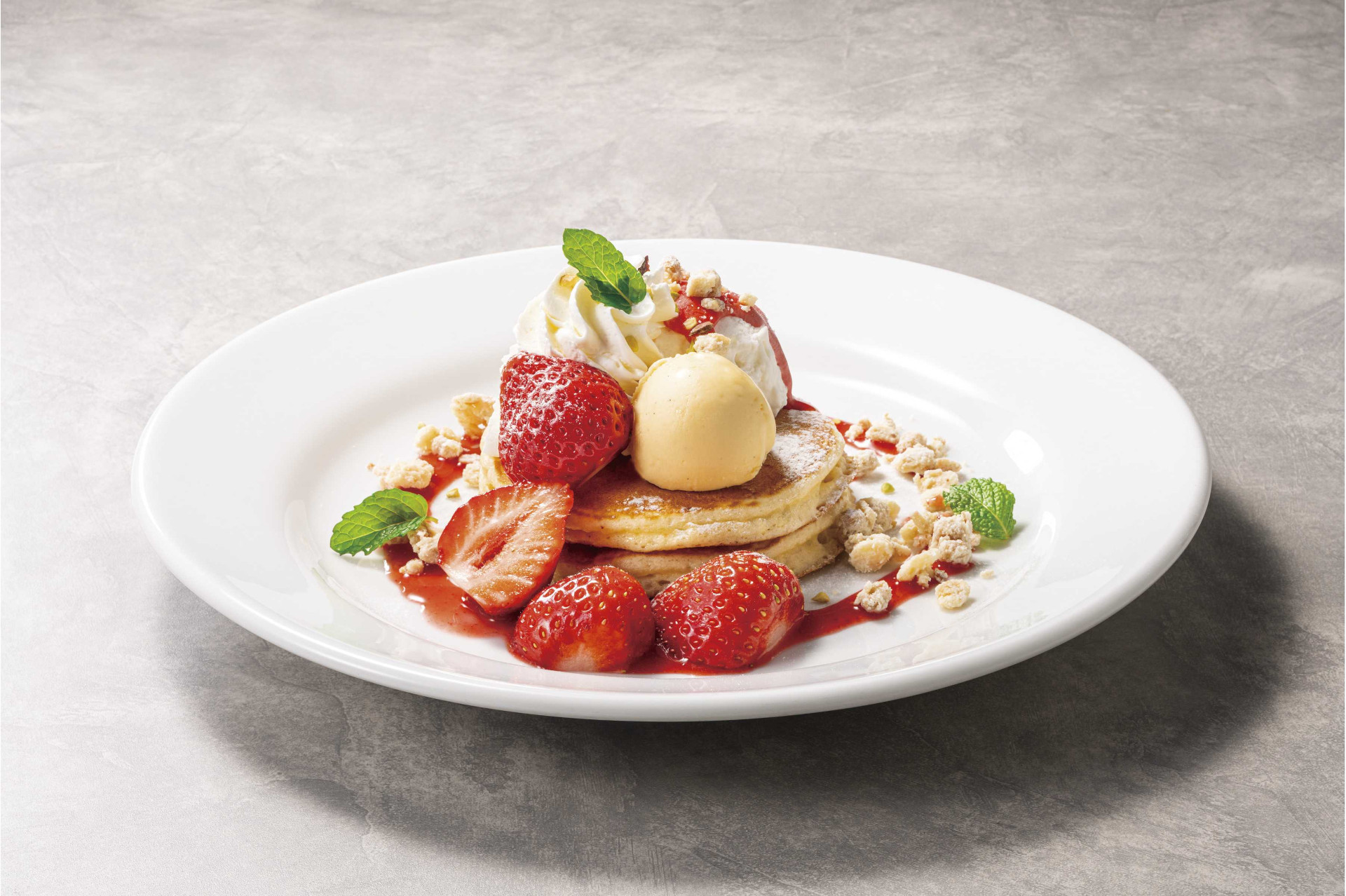 「あまおうのパンケーキ」（869円）