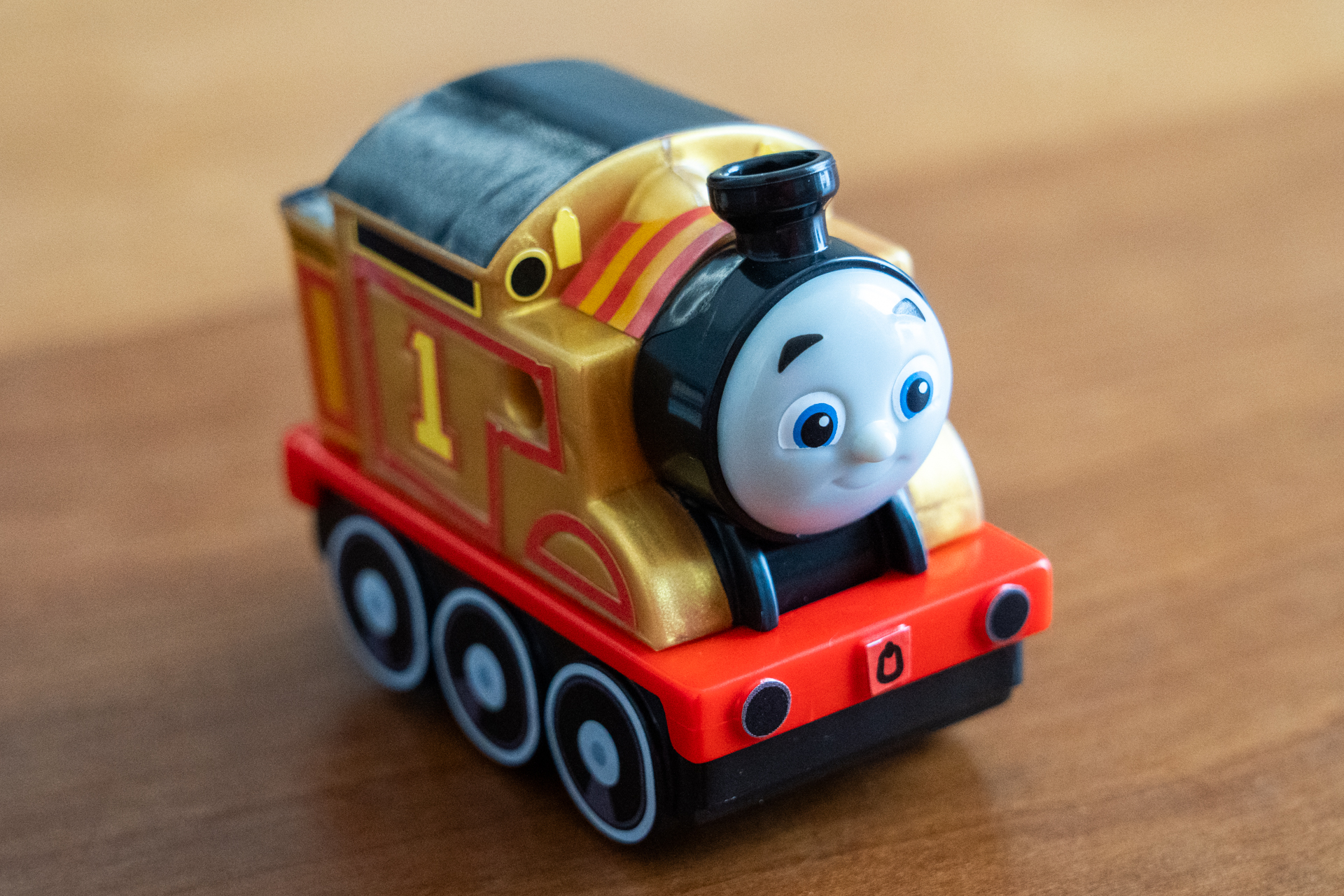 手ころがしで走らせることができる