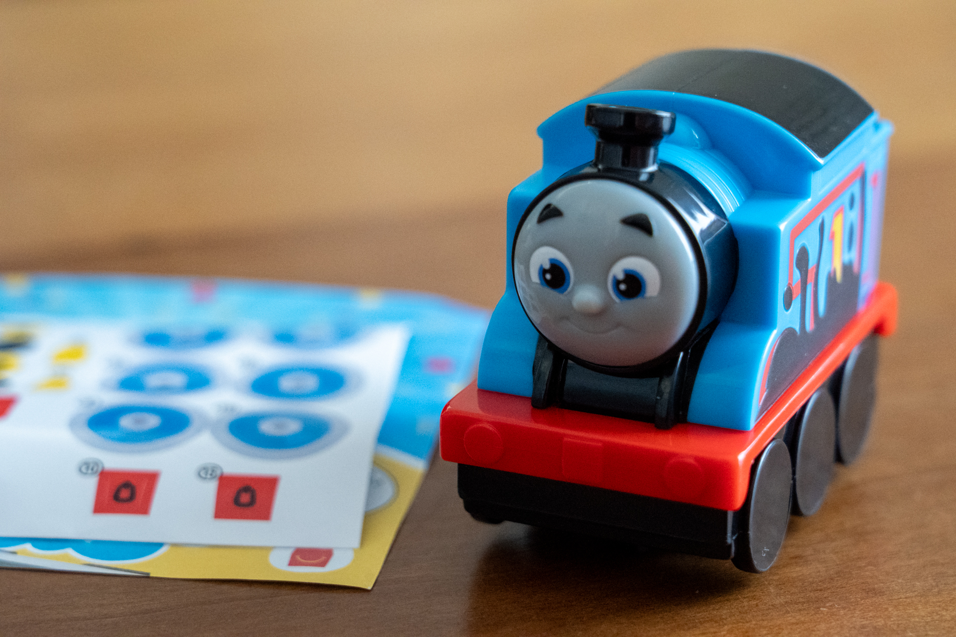 手の体温で温めると……