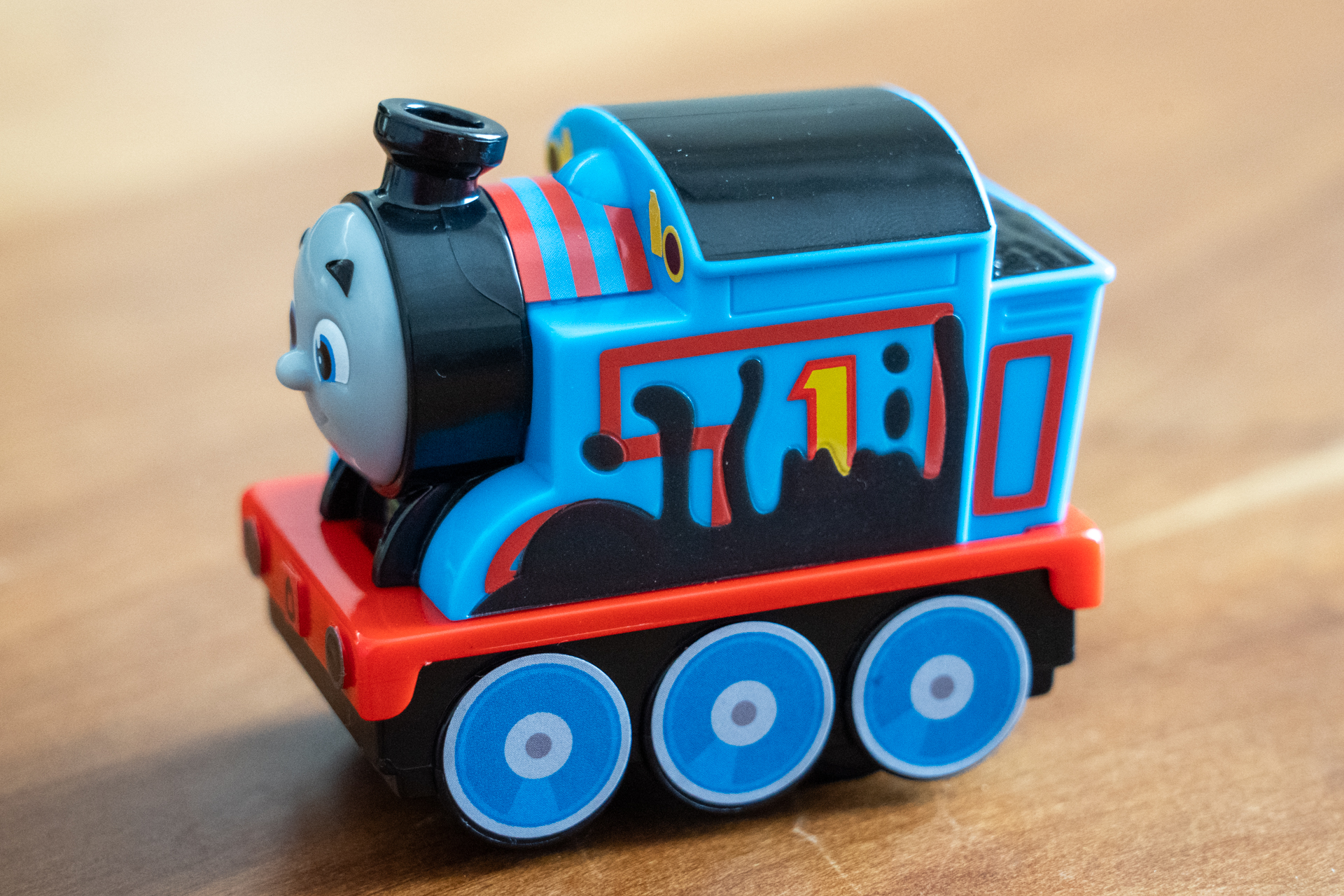 塗料の色がうっすら消えているのがわかるかな？