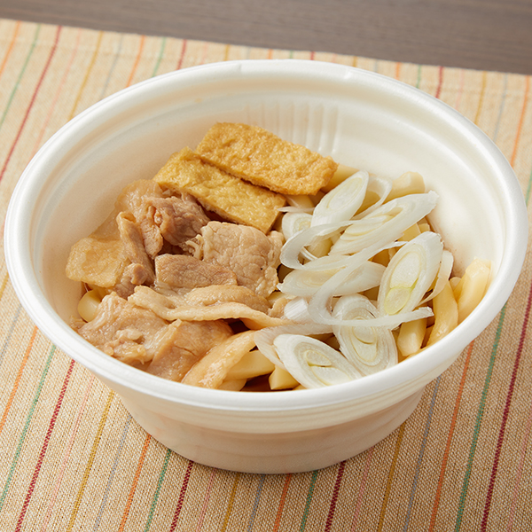 「埼玉県産深谷ねぎ使用 武蔵野風肉汁うどん」（598円）