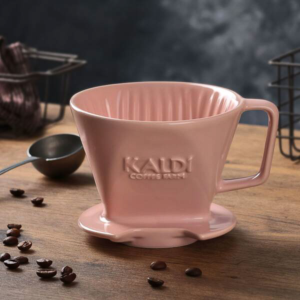 つかい心地にこだわったコーヒードリッパー（ペールピンク）