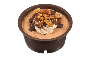 「EKI na CAFE 2層仕立てのショコラケーキ」（348円）