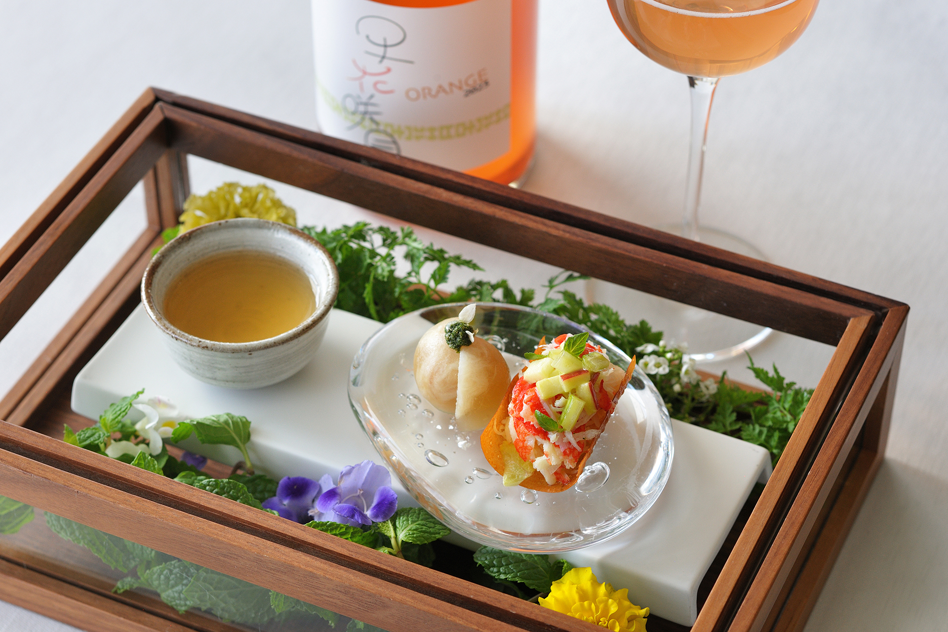 「冬の海 小さな前菜」と「早花咲月 ORANGE 2023」のペアリング