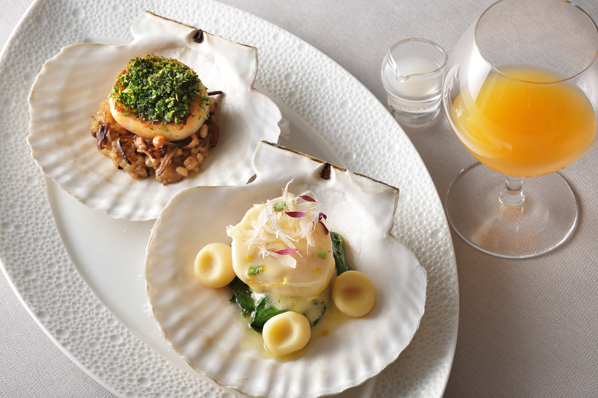 「殻付きホタテと根菜、茸」と紅茶と柑橘のモクテルのペアリング
