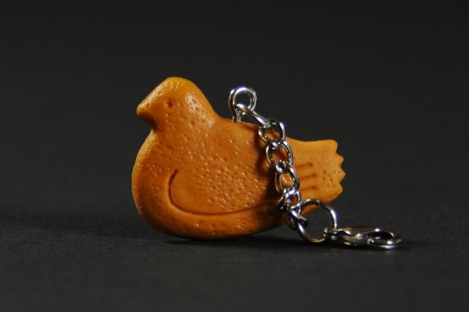 鳩サブレー」のクッション「鳩ッション」が登場！ 豊島屋、2月2