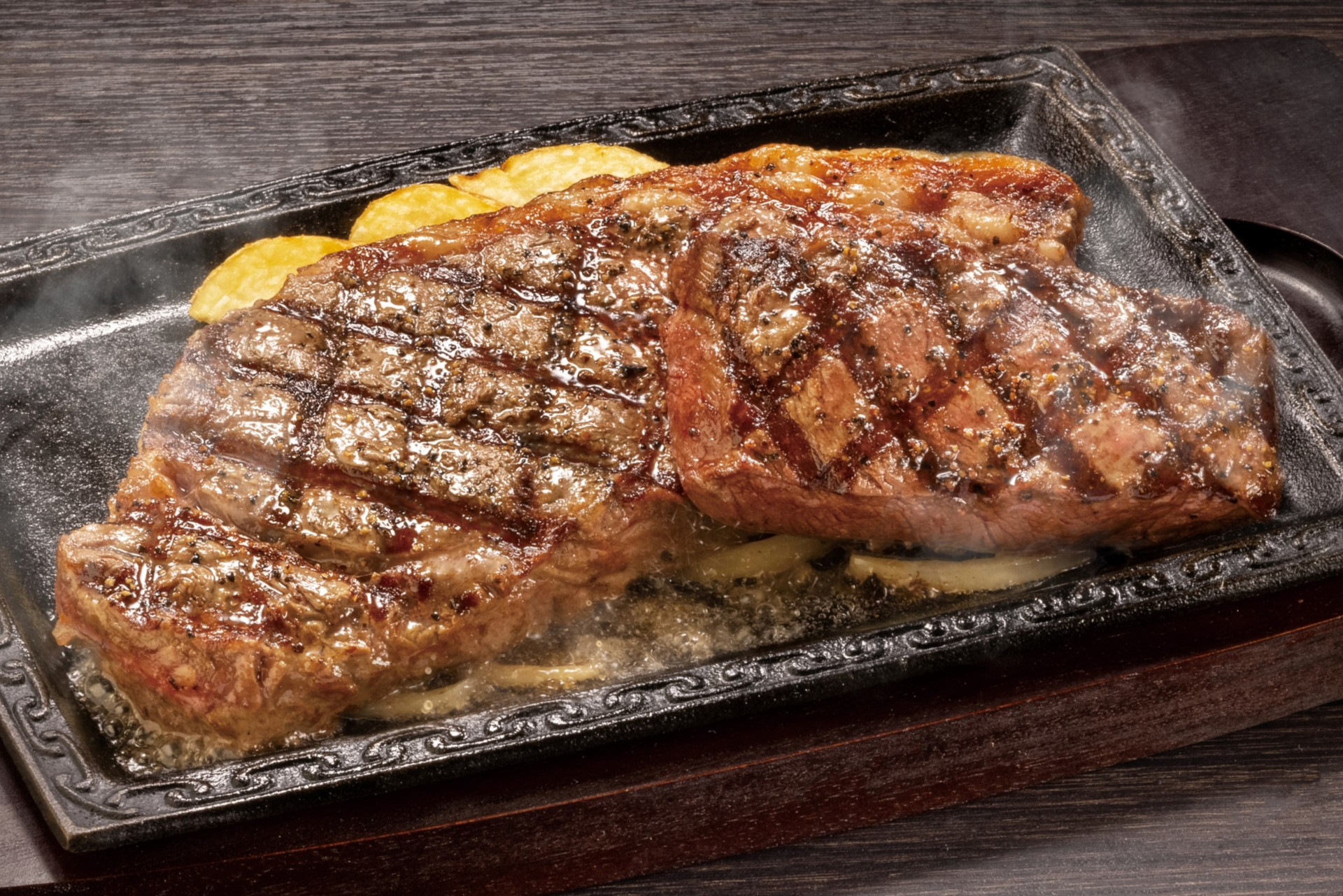 「サーロイン＆熟成赤身（みすじ）ステーキ」（3709円）