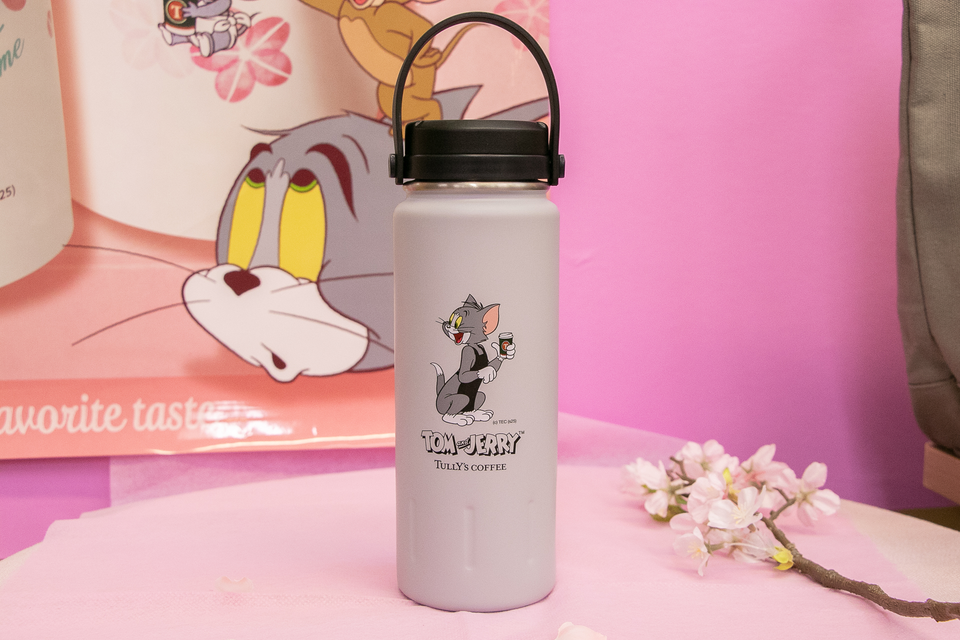 「トムとジェリー ハンドルボトル」（3990円）