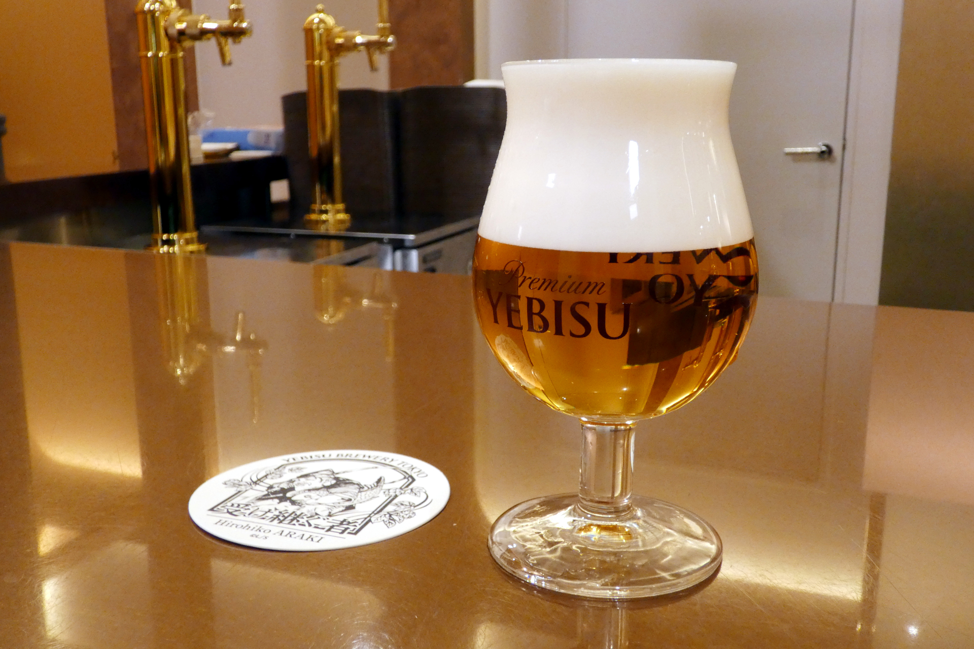 荒木飛呂彦氏により「受け継ぐ者」と名付けられたオリジナルビール