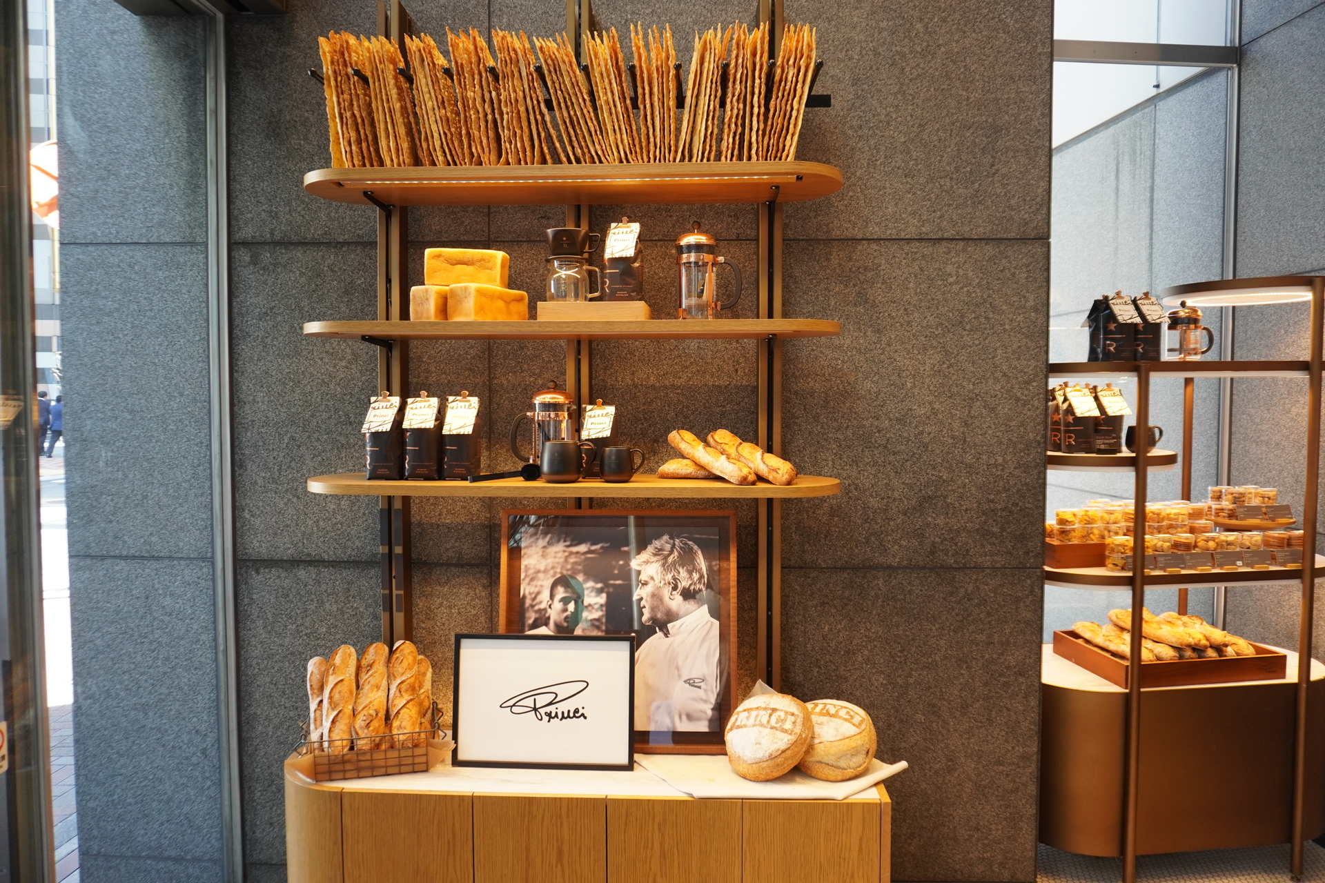 厳選した食材を使い、細部までこだわった商品を提供