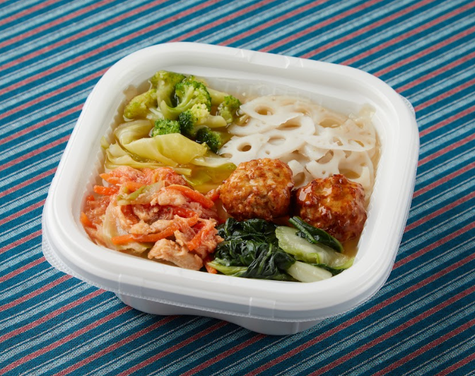 ファミマ「見た目たこ焼き？だし餡かけ丼」