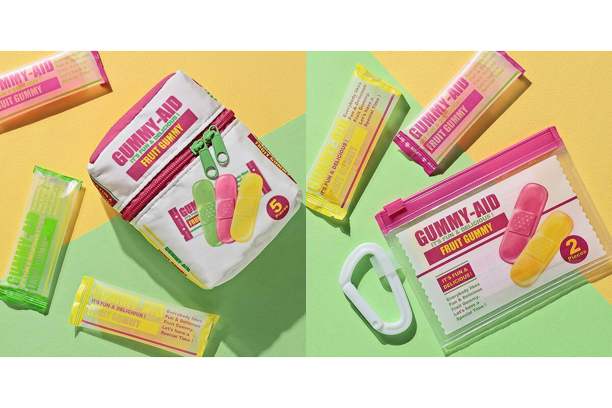 カルディコーヒーファーム「グミエイド ファブリックポーチ」と「グミエイド カラビナ付きカードケース」