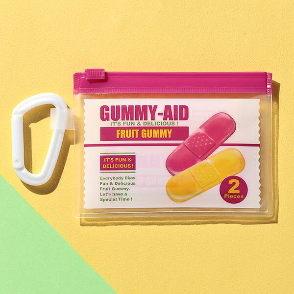 グミエイド カラビナ付きカードケース（オンラインストア限定）