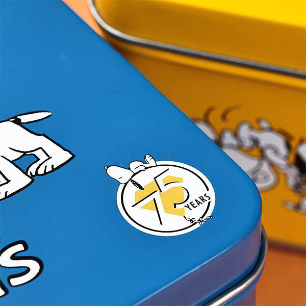 スヌーピー クッキー入りピーナッツ75周年缶