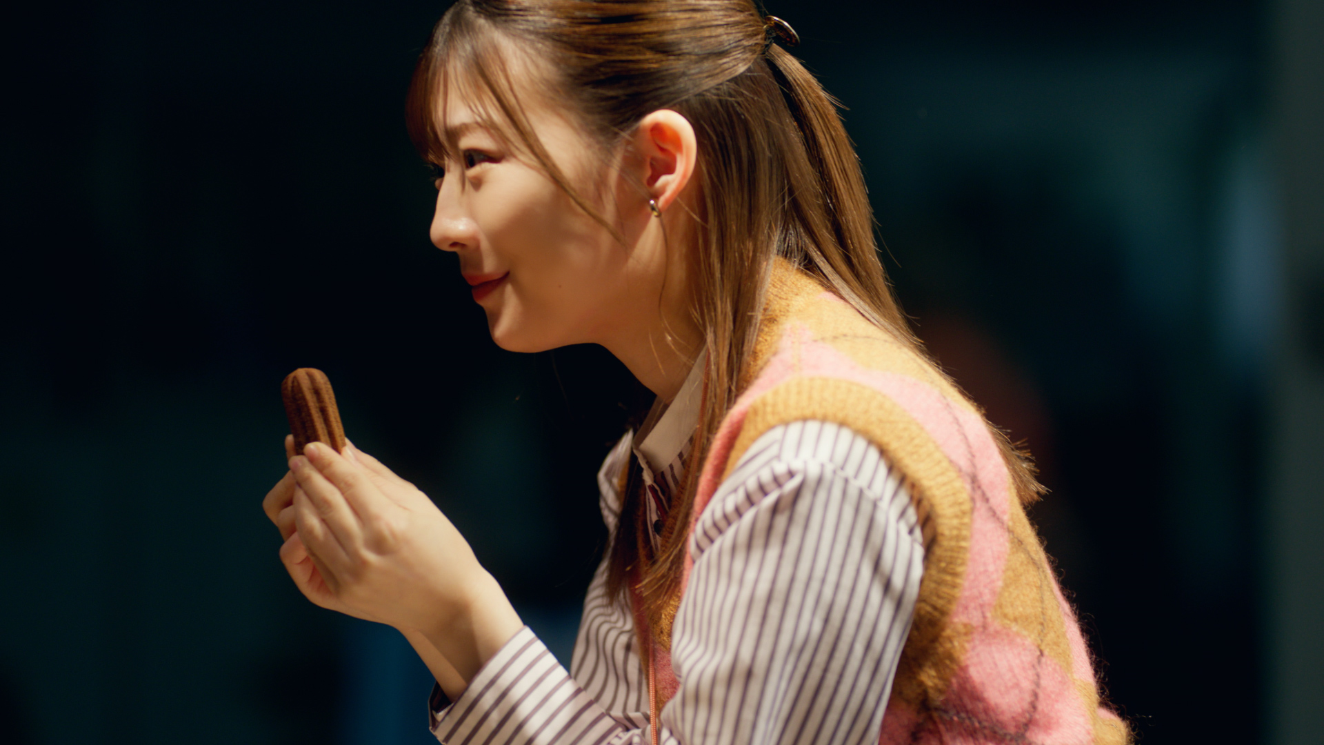 岡田将生さんと伊藤沙莉さん出演の新TVCM