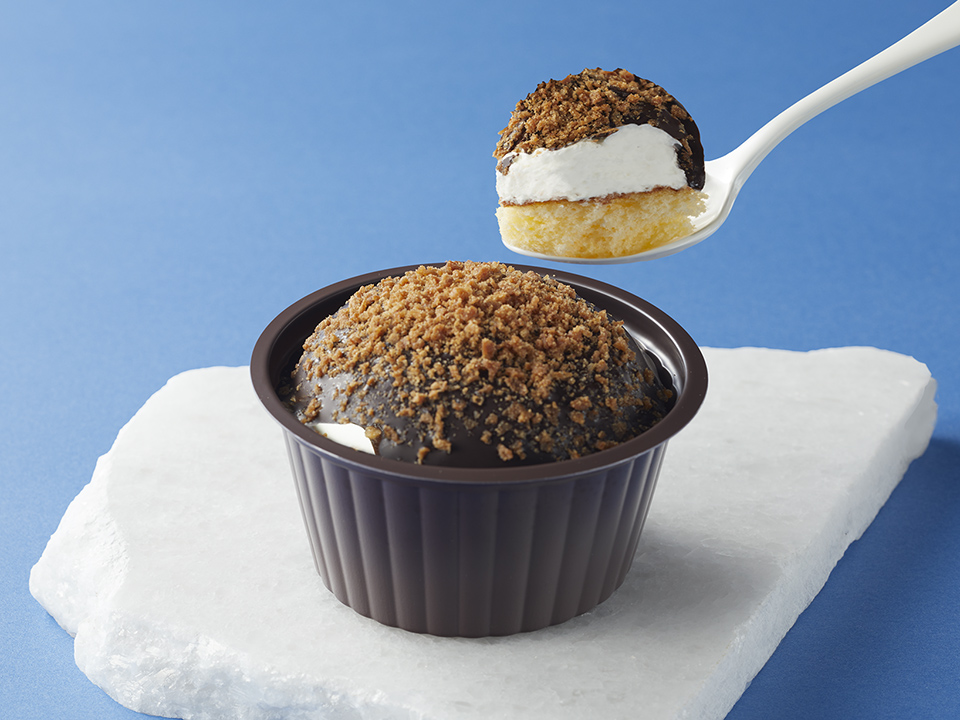 モンテール「ブラックモンブランケーキ」