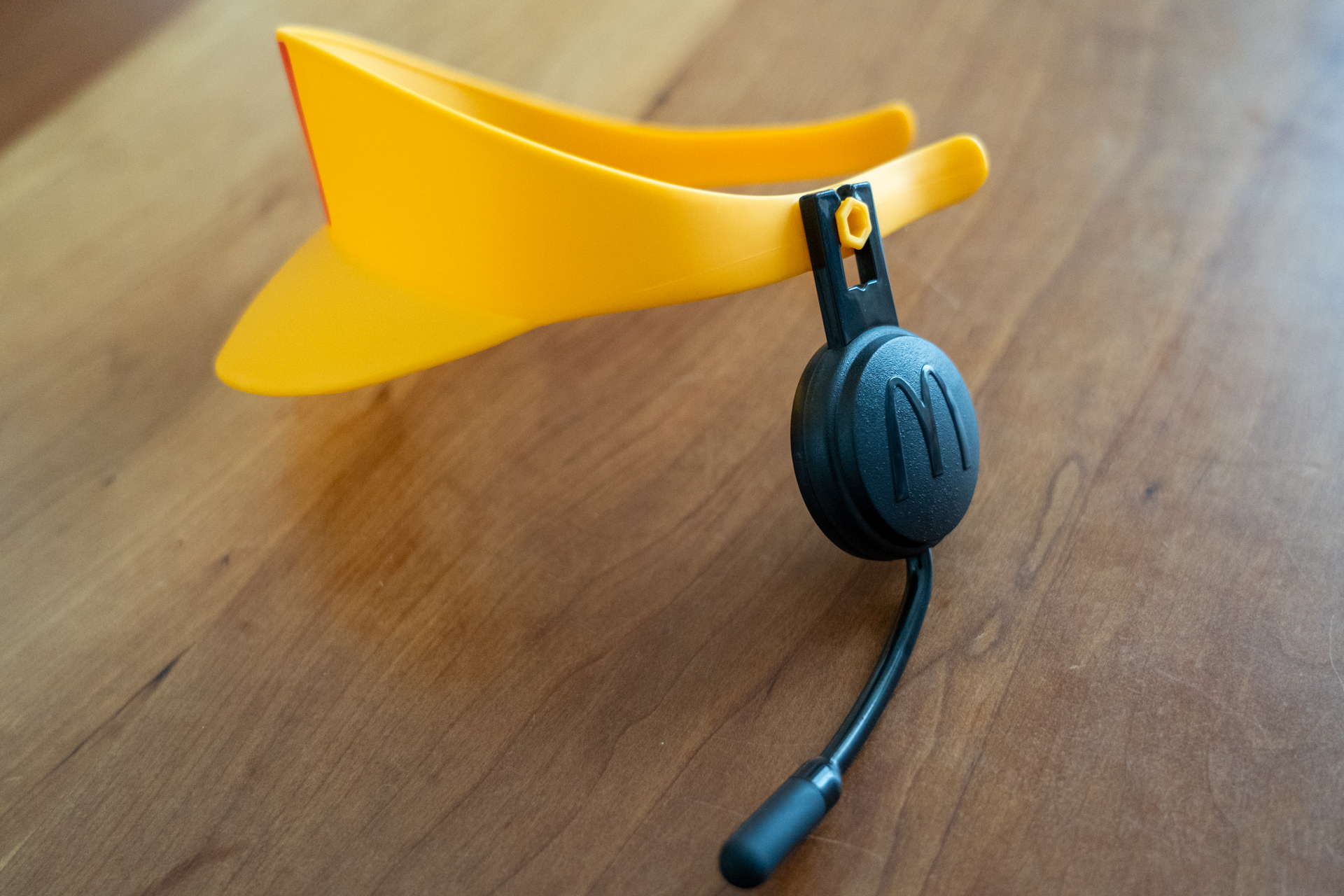 マイクを取り付ける