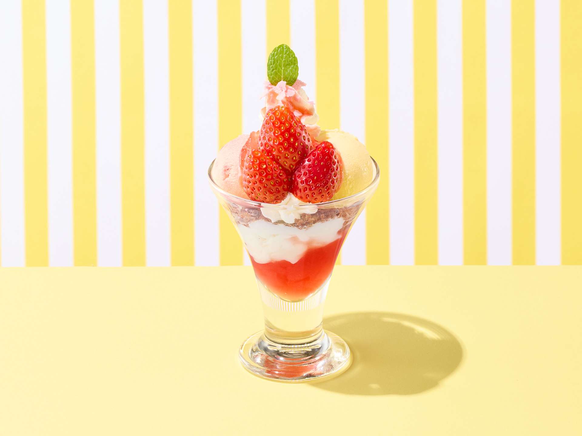 「いちごのミニパフェ」（539円）