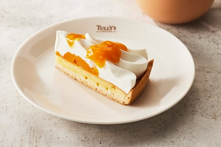 「あんずとサワークリームのタルト」（520円/セットは860円から）