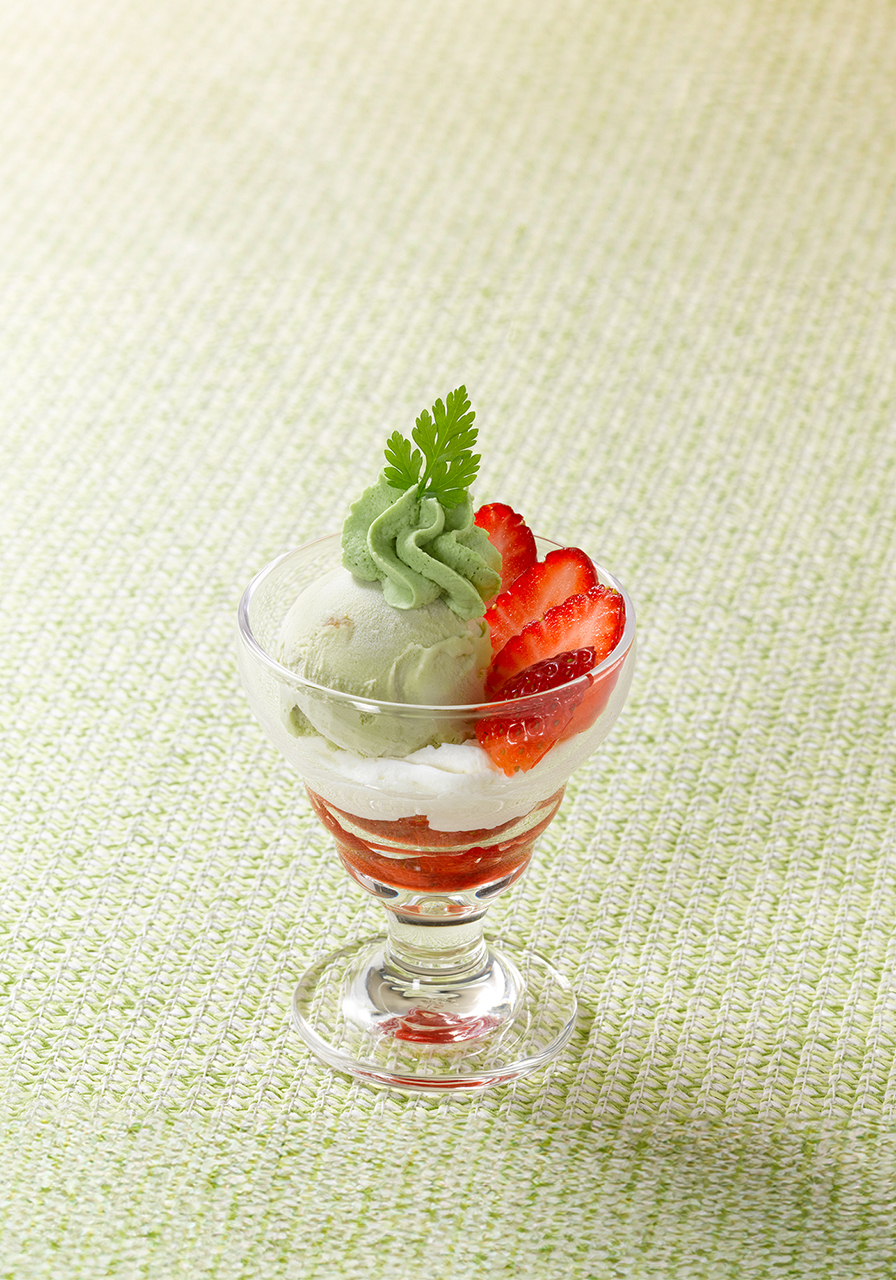 プチストロベリーパフェ～ピスタチオ～