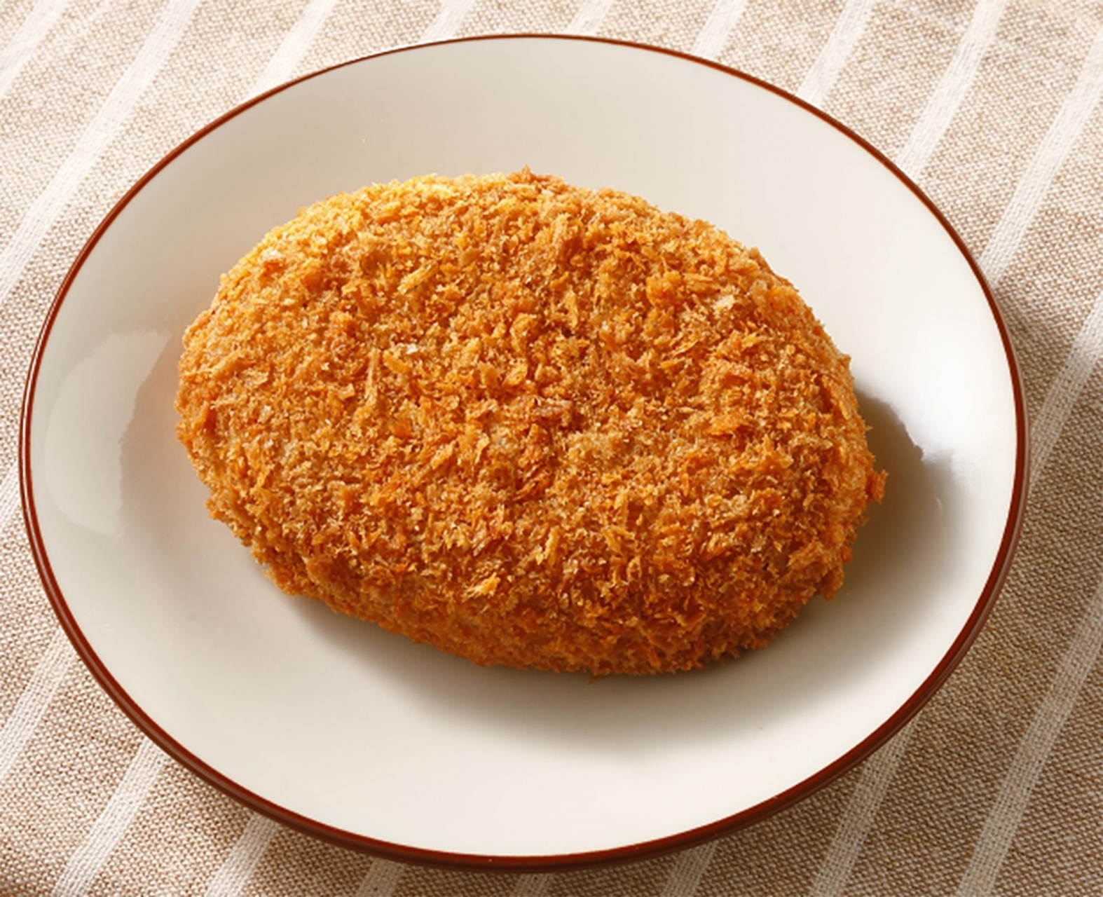 なつかしさを感じる味付けのコロッケ