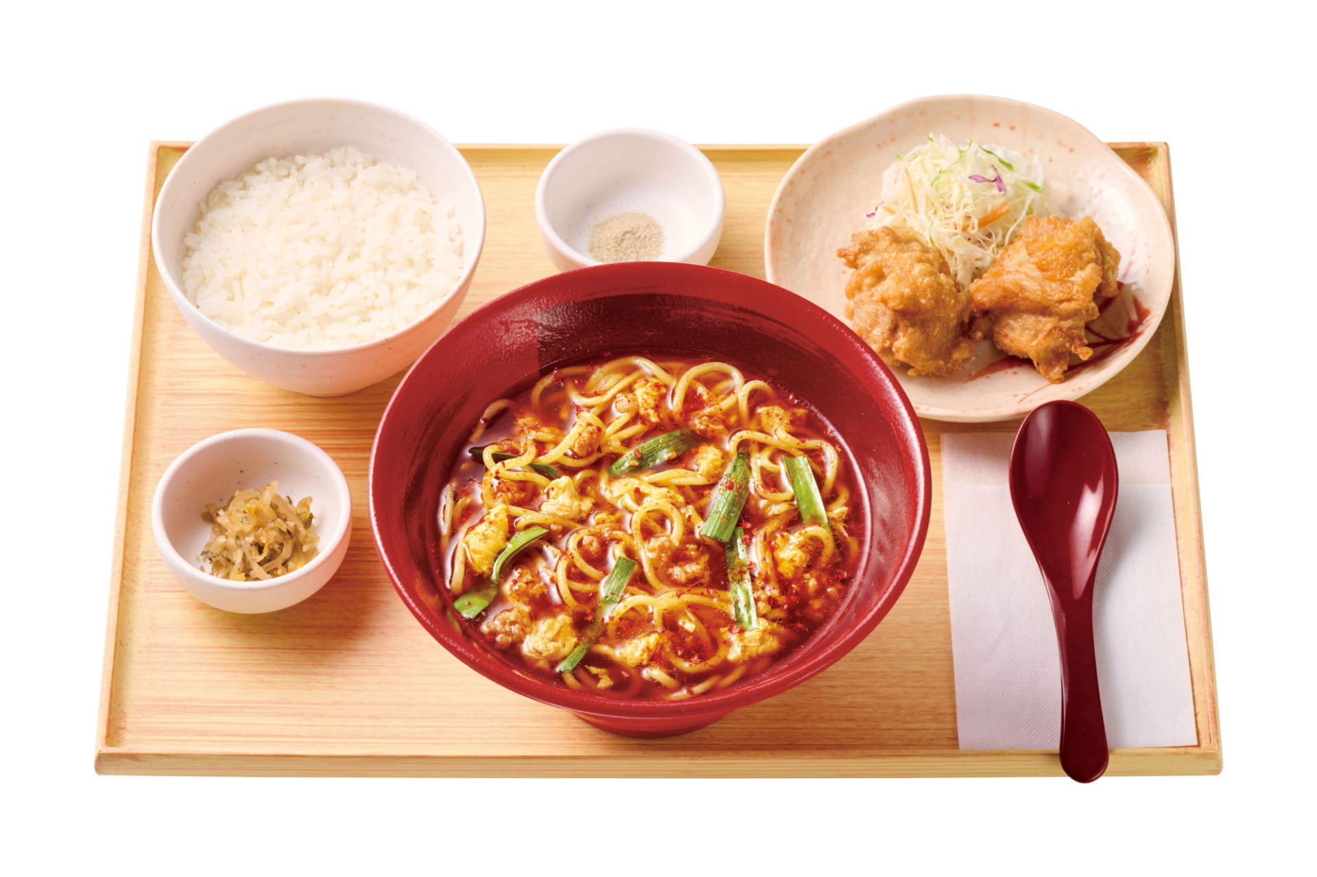 「辛うま麺とから揚げの定食」（1090円）