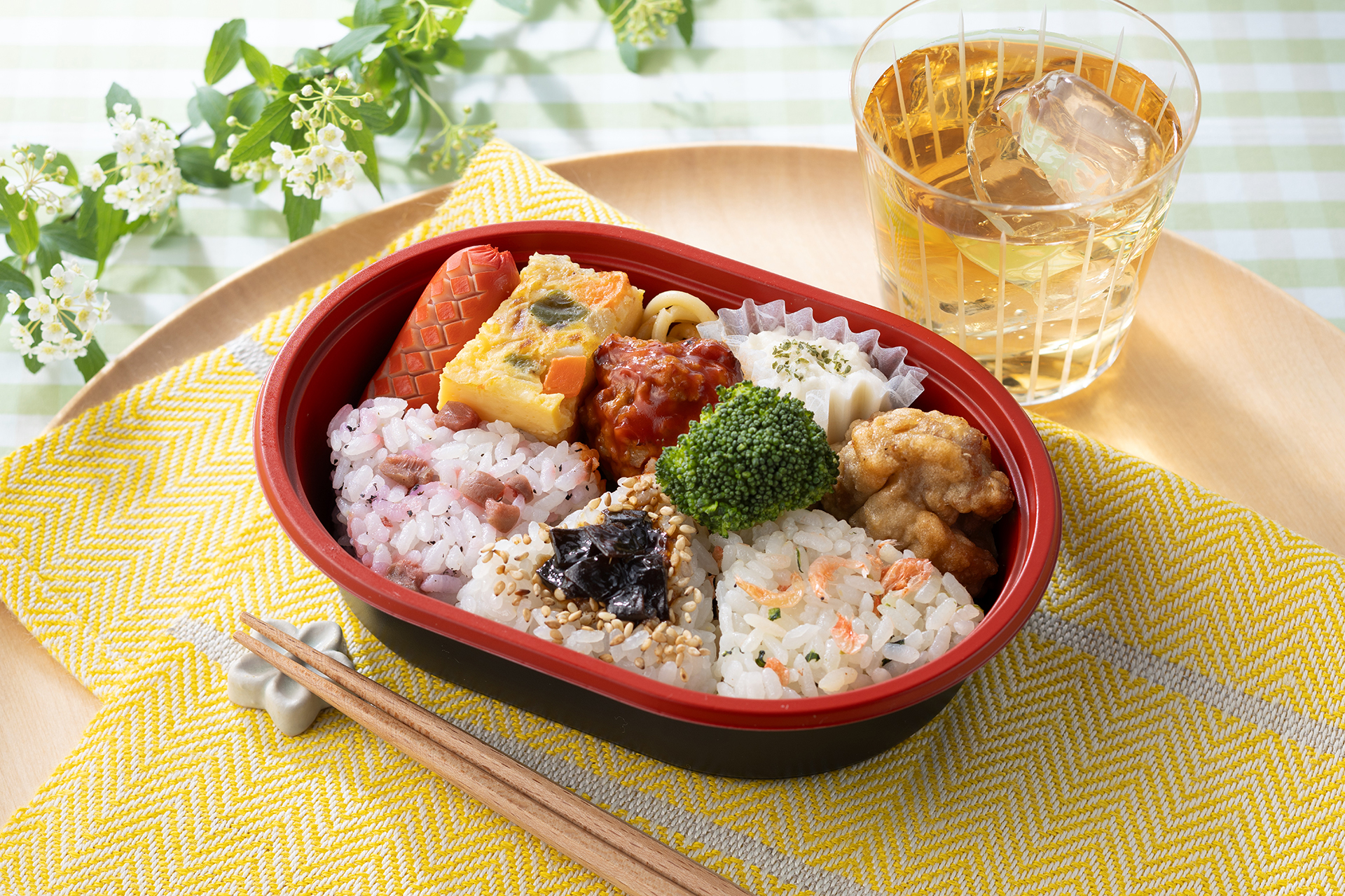 春の彩り おにぎりランチ（429円）