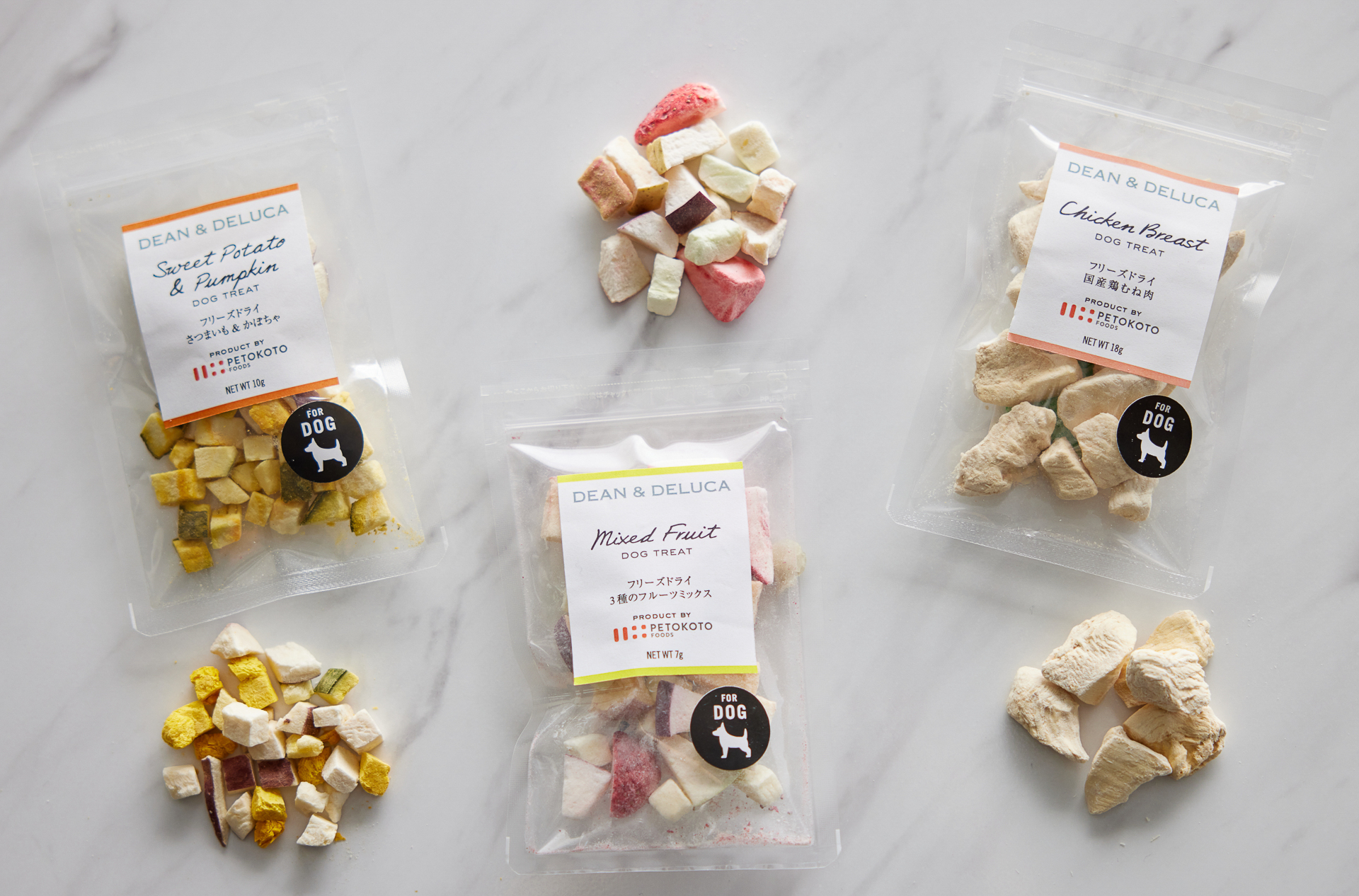 左からフリーズドライ さつまいも&かぼちゃ/3種のフルーツミックス/国産鶏むね肉