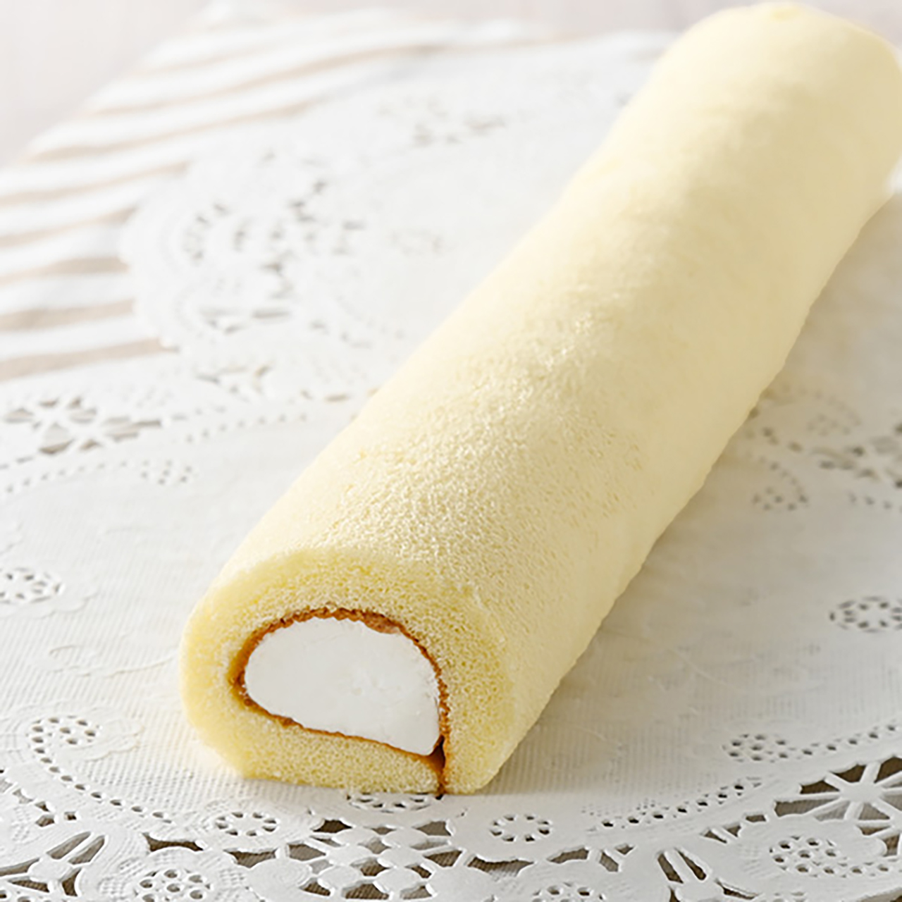 ながぁーーーーーーいロールケーキ（298円）