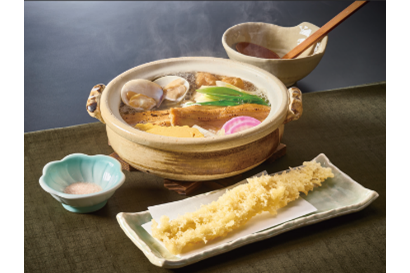 炙り大煮あなご入りはまぐりなべ焼きうどんと真あなご一本揚げ（2170円）