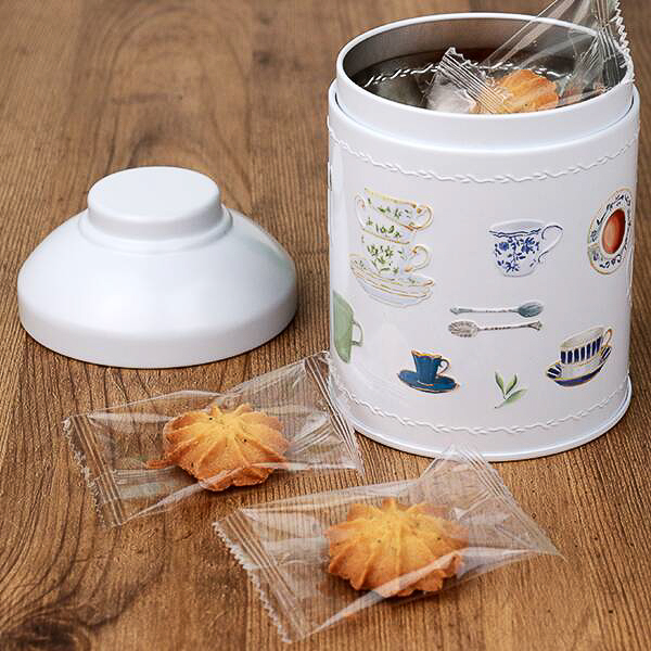 カルディ「紅茶クッキー缶」