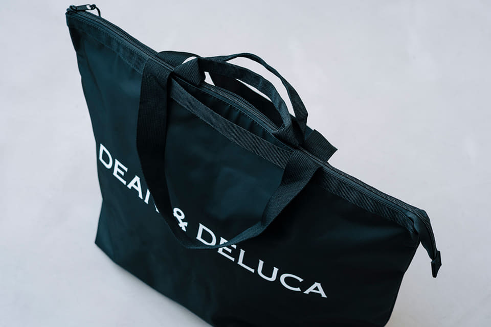 DEAN & DELUCA トラベルバッグ 再生ナイロンブラック ディーン
