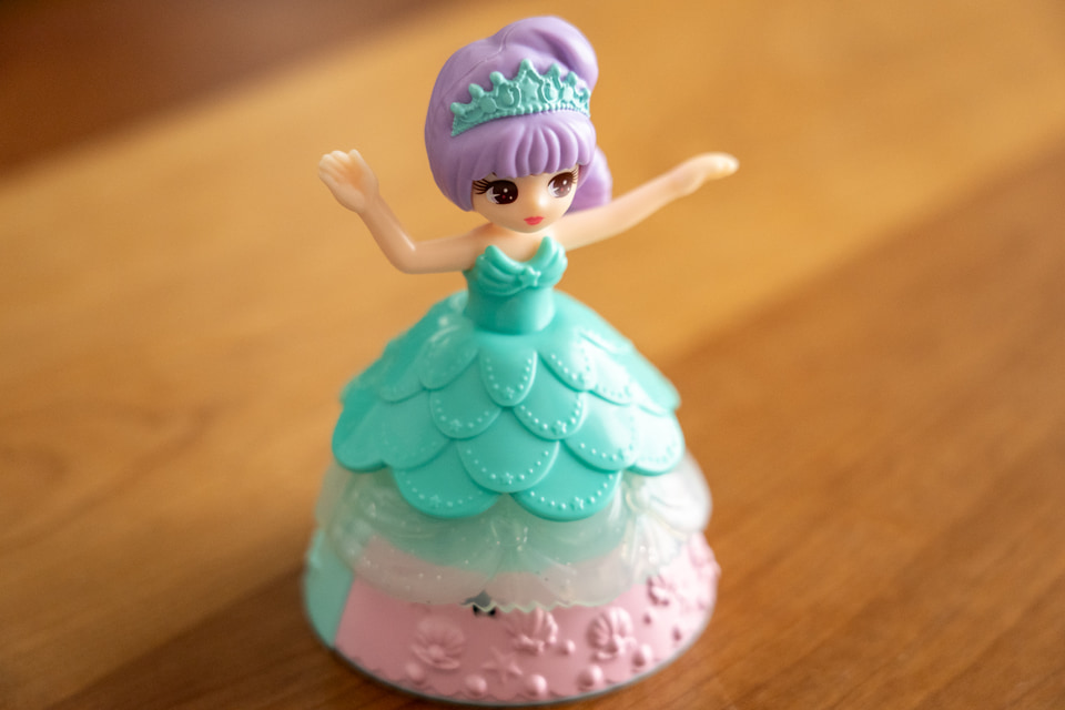 マクドナルド、次のハッピーセットは「リカちゃん」 長い髪のヘア