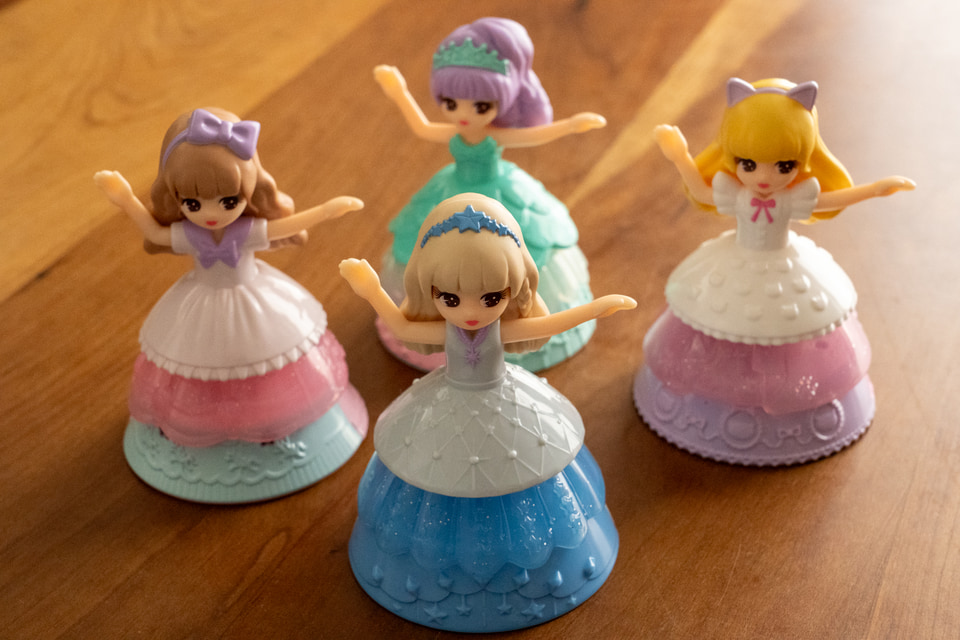 マクドナルド、次のハッピーセットは「リカちゃん」 長い髪のヘア