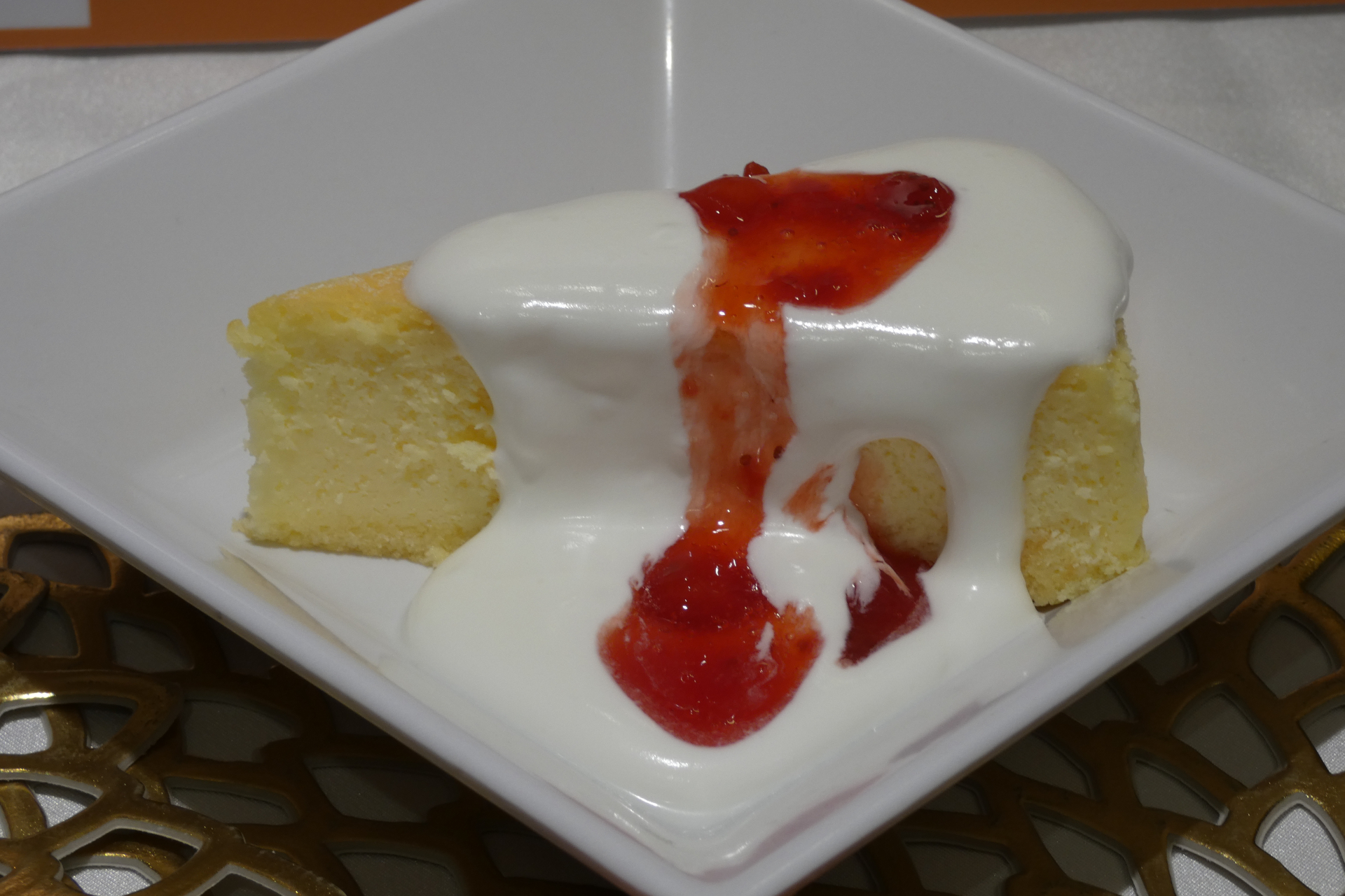 とろ～り北海道産練乳クリームのチーズケーキ