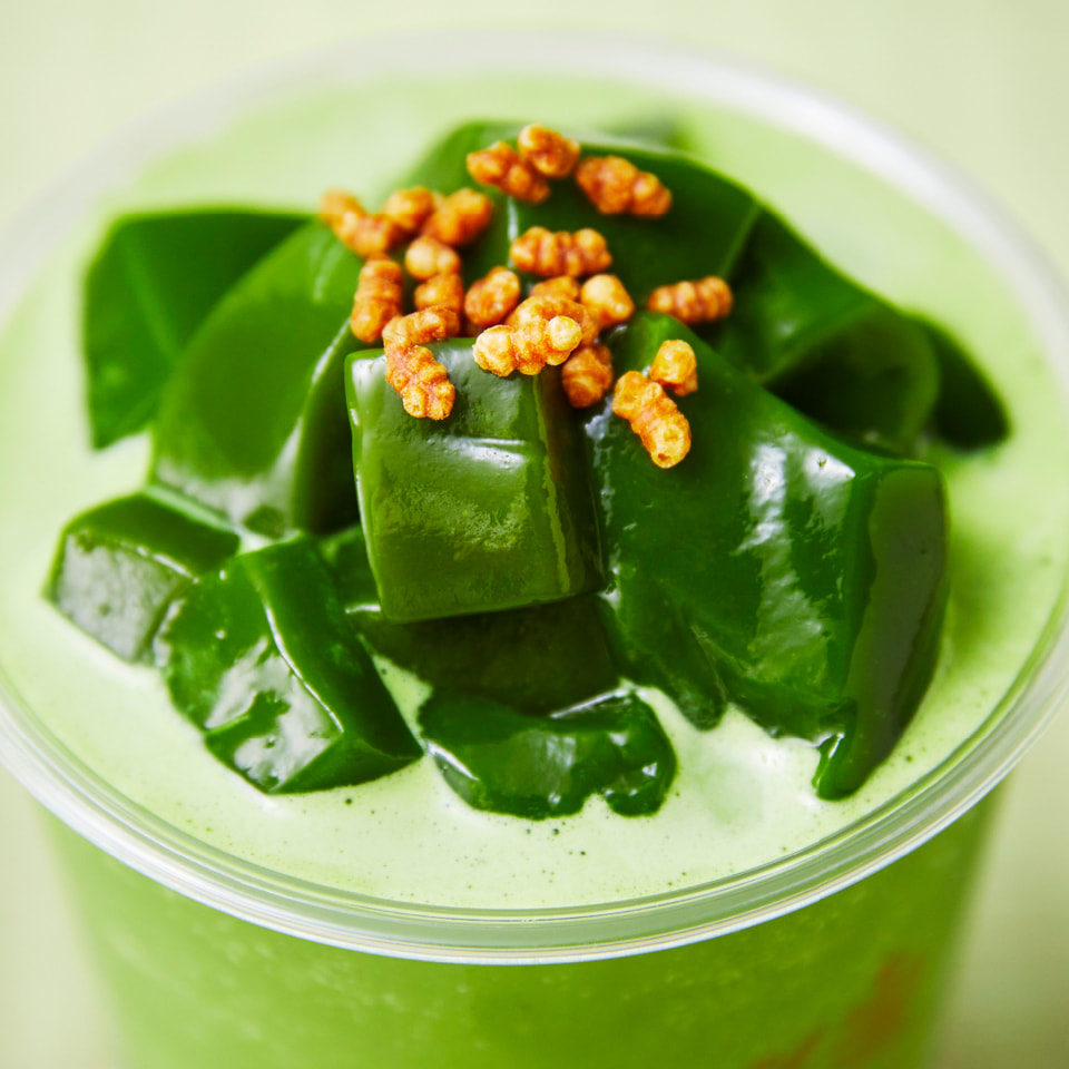 抹茶 リンツ、抹茶の最上位クラス「90号」を贅沢に使った「濃い 天空の抹茶