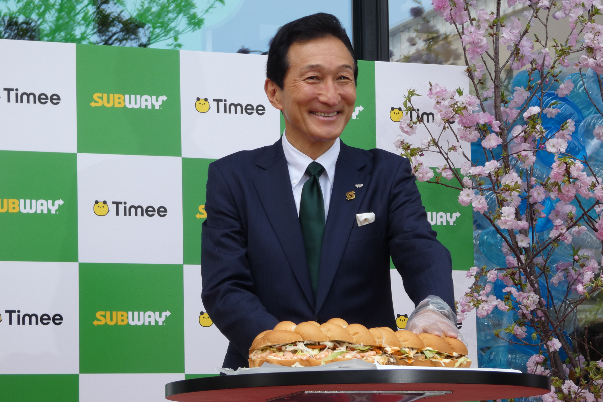 親会社のワタミ 代表取締役会長兼社長CEOの渡邉美樹氏