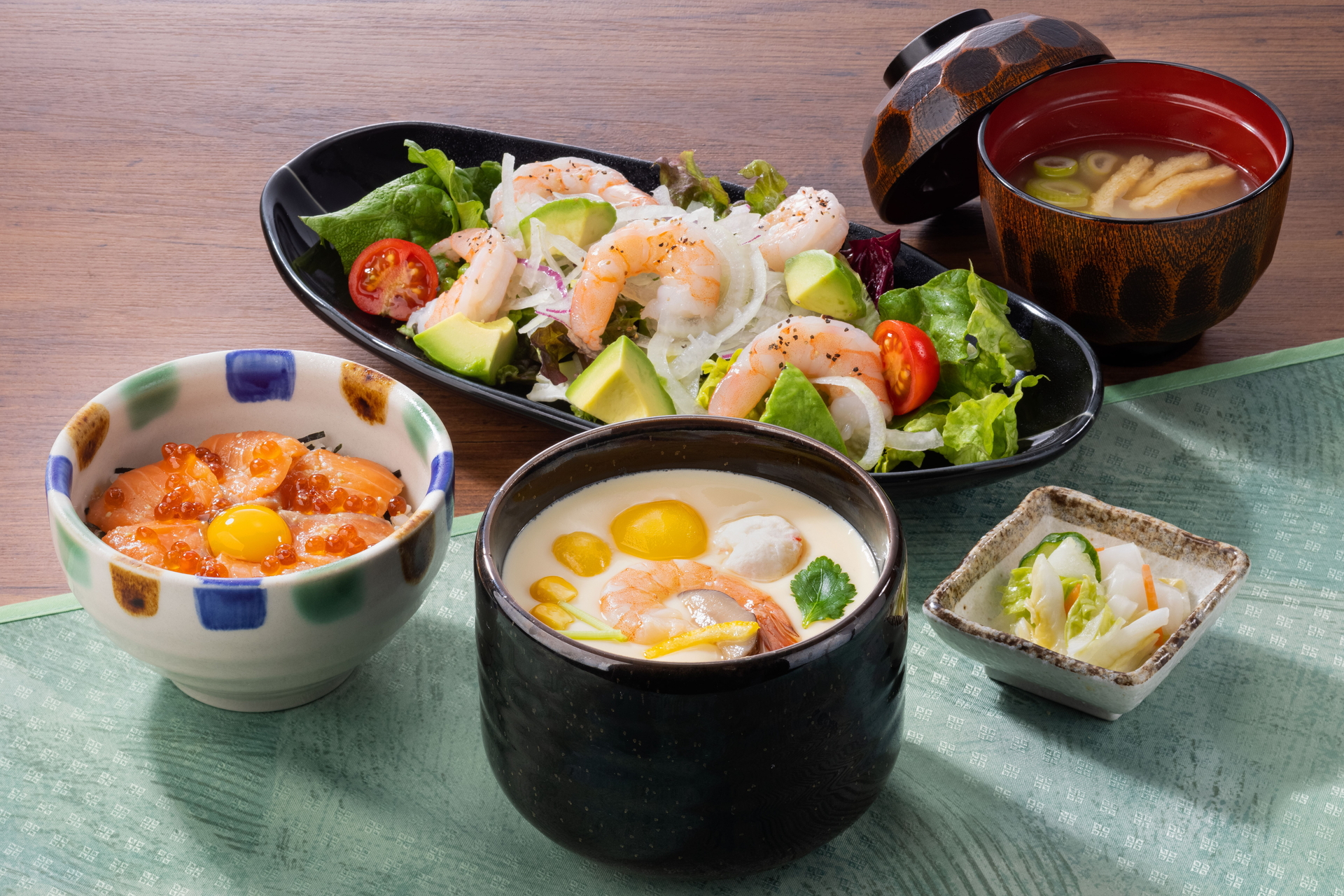 ミニサーモン丼セット