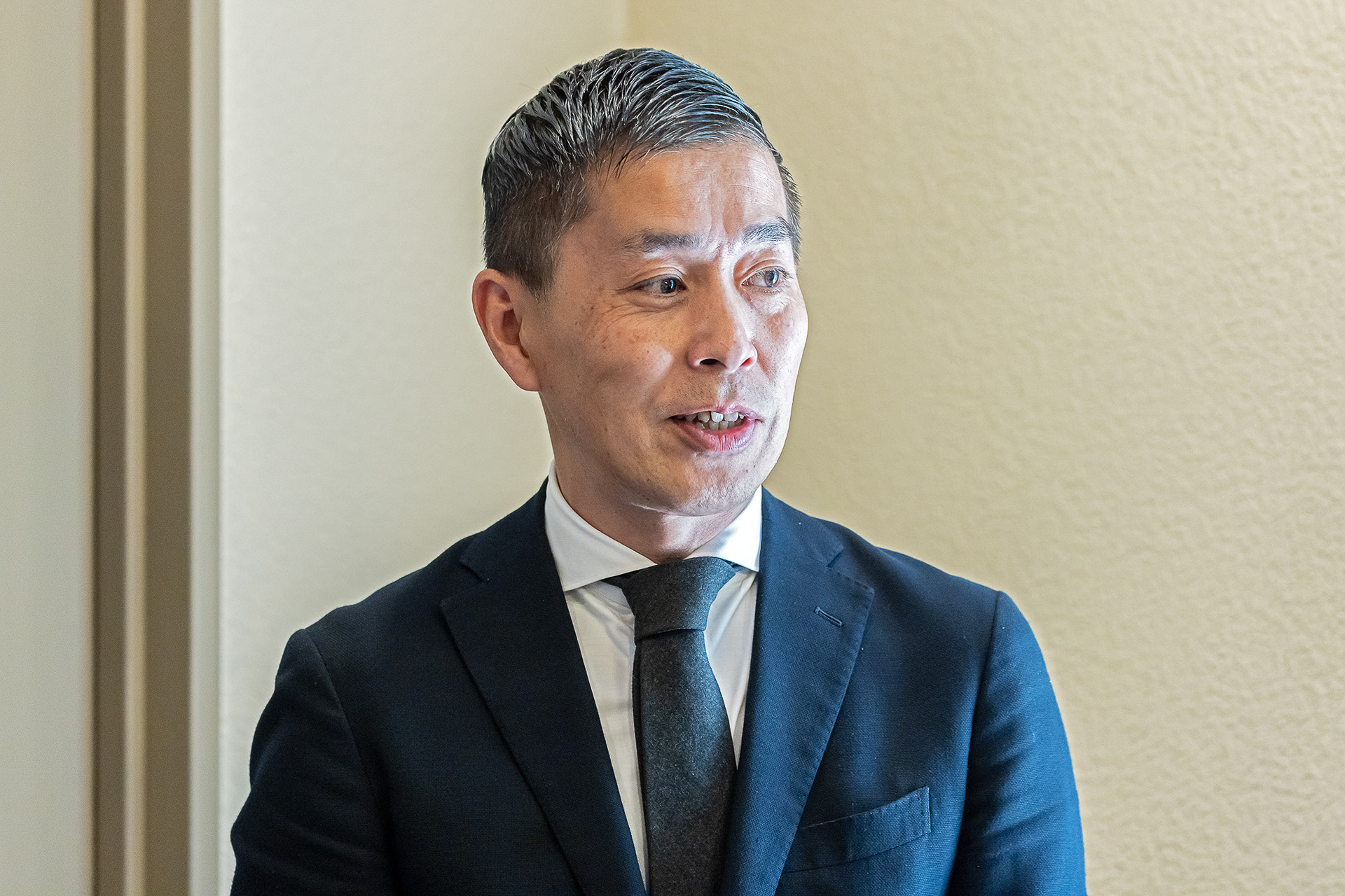 ロイヤル株式会社 商品本部 企画開発部 部長 篠崎恒氏